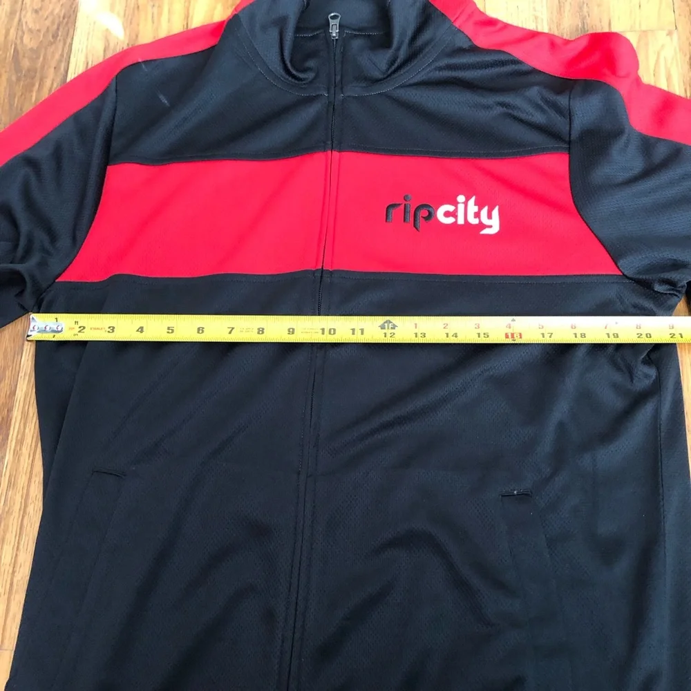 NWT Portland Trail Blazers zip up long sleeve track jacket Trailblazers medium - Picture 7 of 12